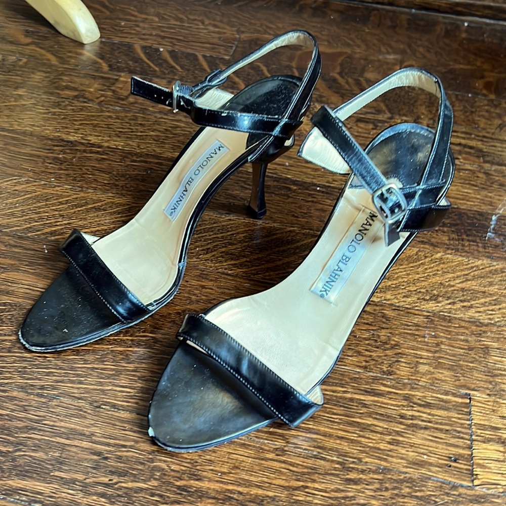 Manolo Blahnik black heels size 37.5
